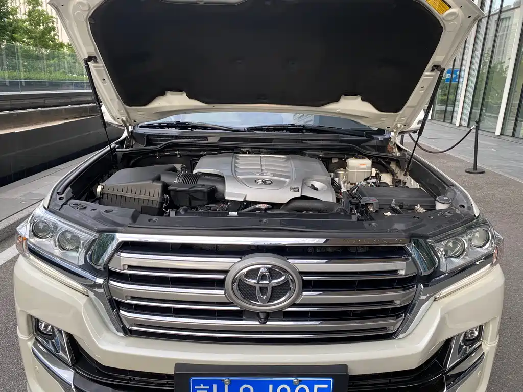 Toyota Land Cruiser 2019 — фото 27