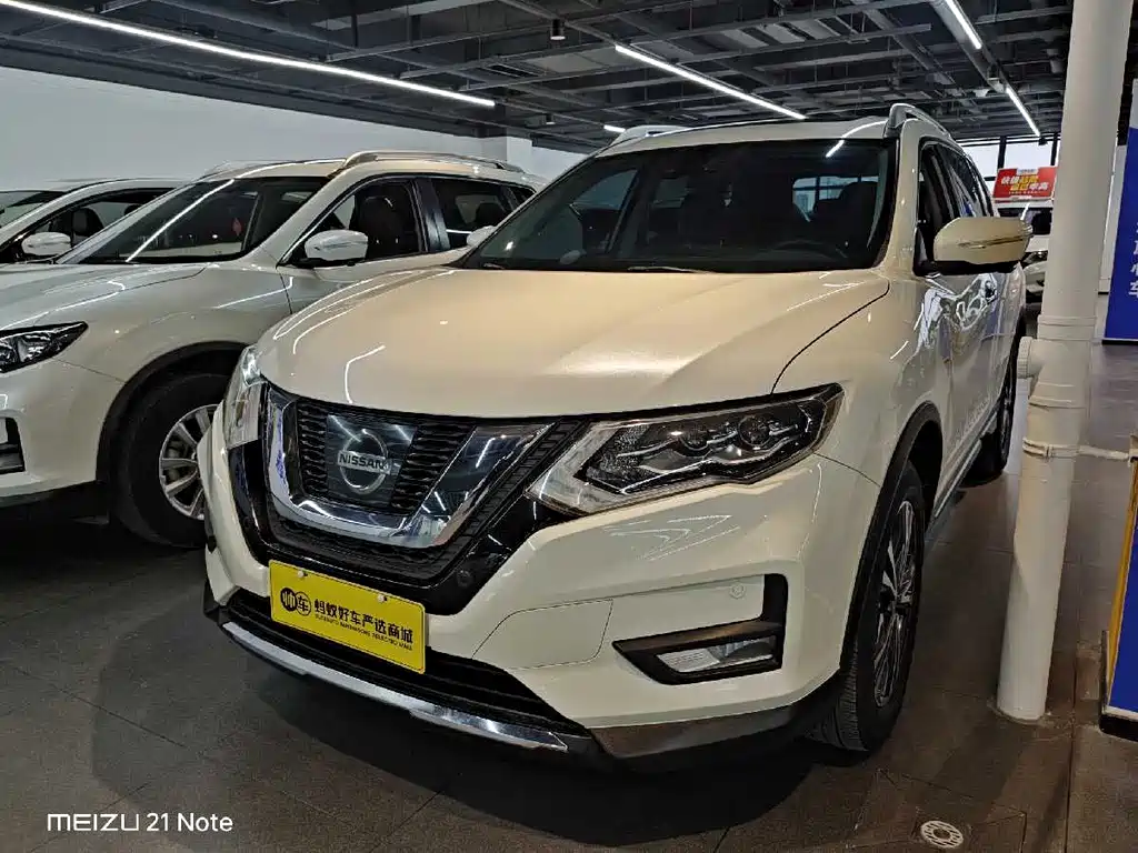 Nissan X-Trail 2020 — фото 1