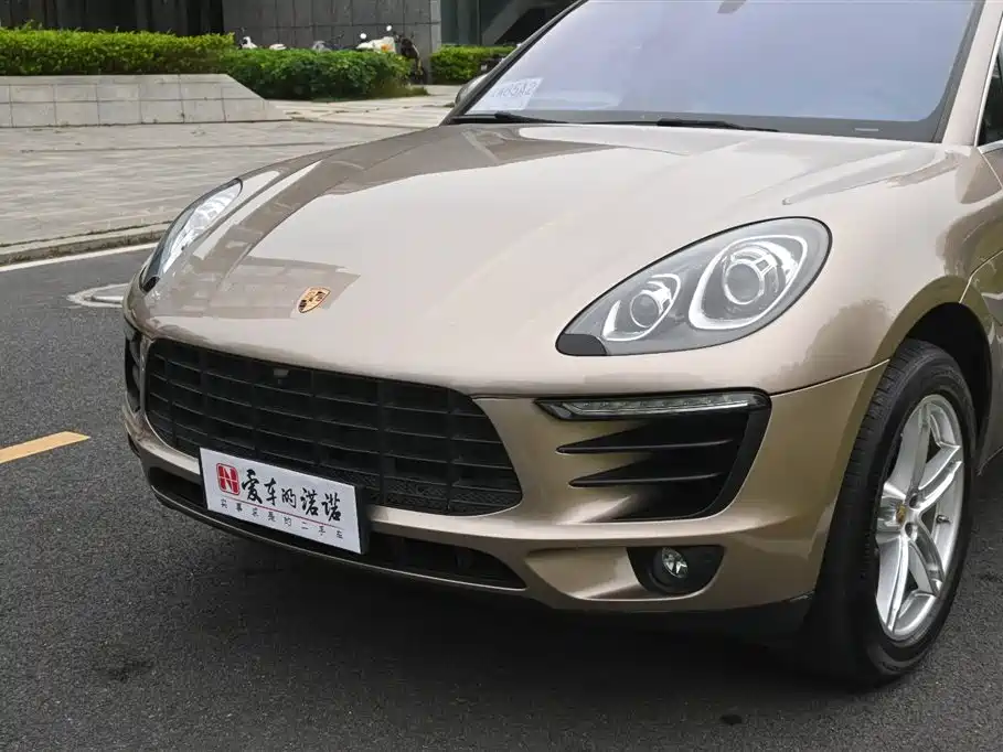 Porsche Macan 2015 — фото 11