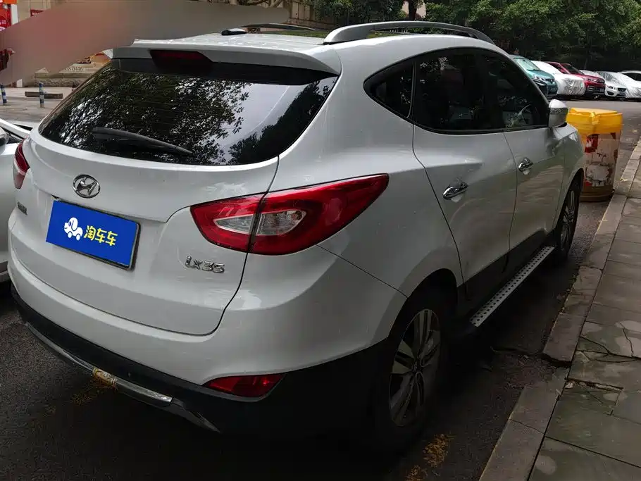 Hyundai ix35 2015 — фото 3