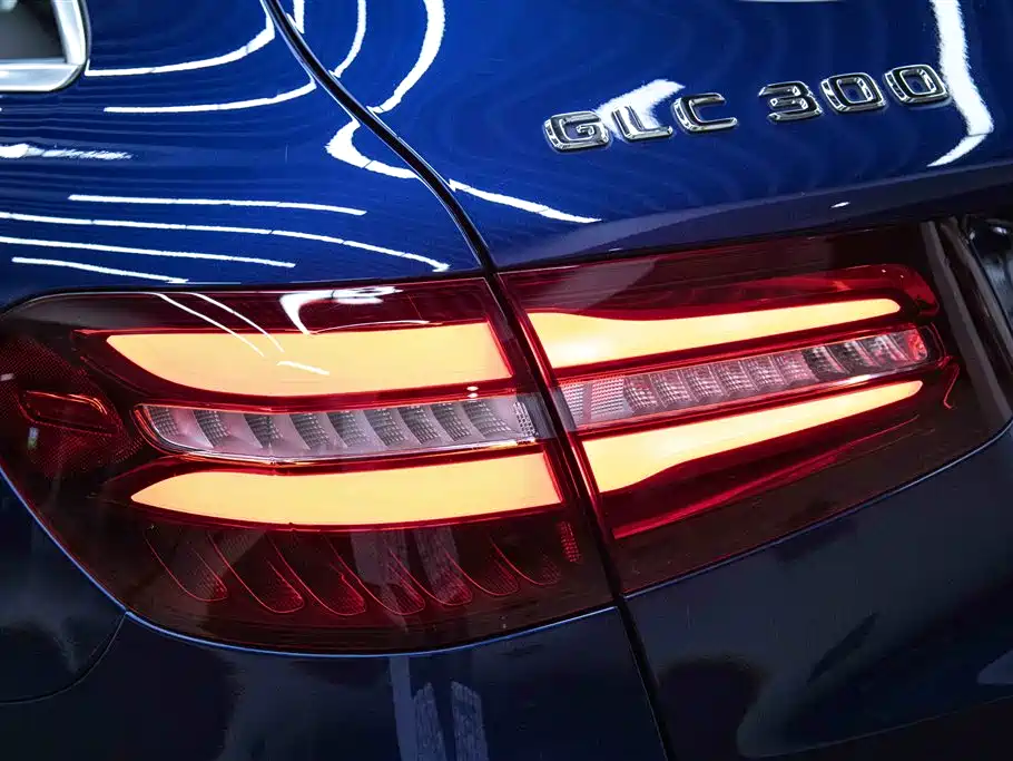Mercedes-Benz GLC 2016 — фото 10