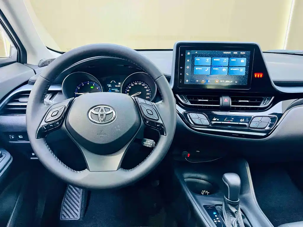 Toyota IZOA 2022 — фото 10