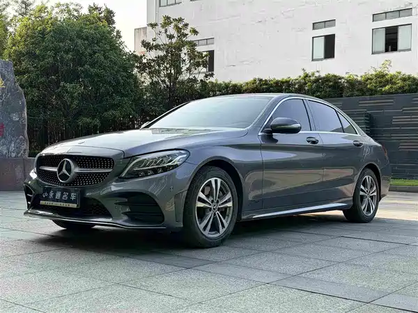 Mercedes-Benz C-Class 2020