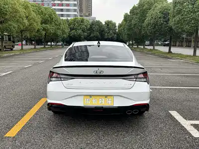 Hyundai Elantra 2023