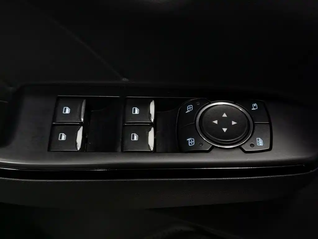 Ford Escape 2020 — фото 9