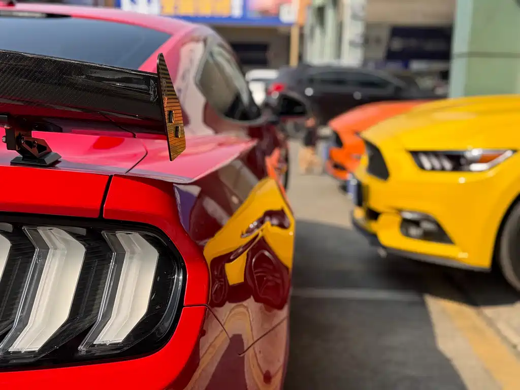 Ford Mustang 2020 — фото 10