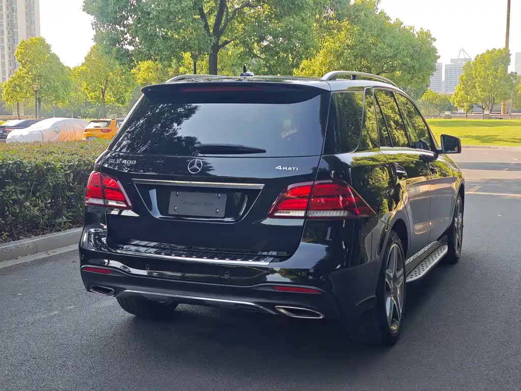Mercedes-Benz GLE 2018 — фото 26