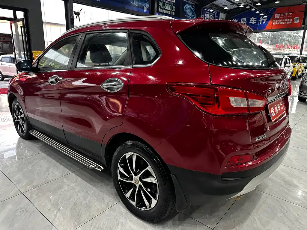 BAIC Senova X55 2016 — фото 15