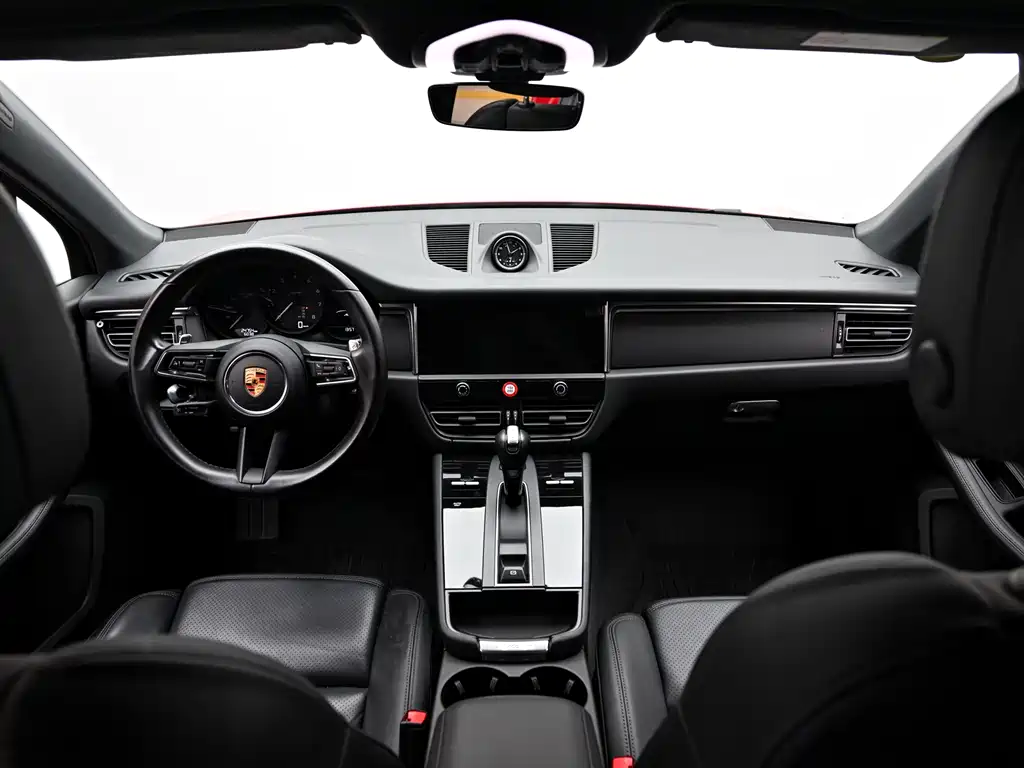 Porsche Macan 2024 — фото 13