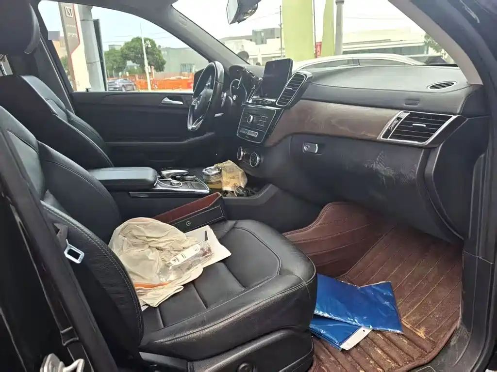 Mercedes-Benz GLE 2016