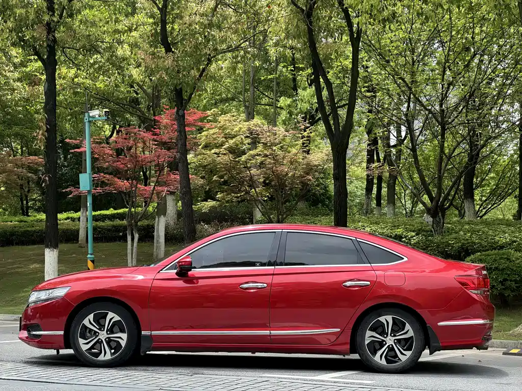 Honda Spirior 2016 — фото 7