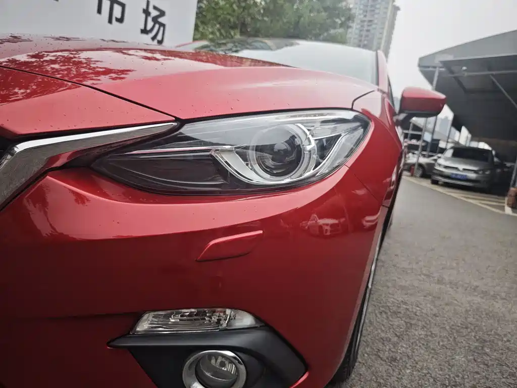 Mazda 3 Axela 2015 — фото 19