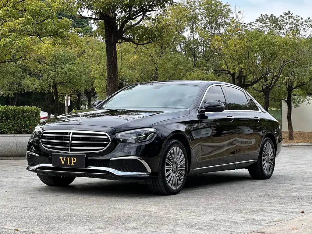 Mercedes-Benz E-Class 2023