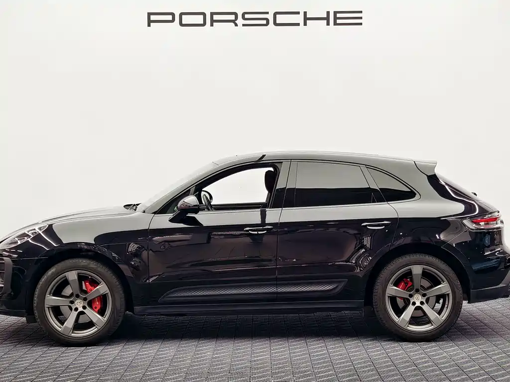 Porsche Macan 2023 — фото 4