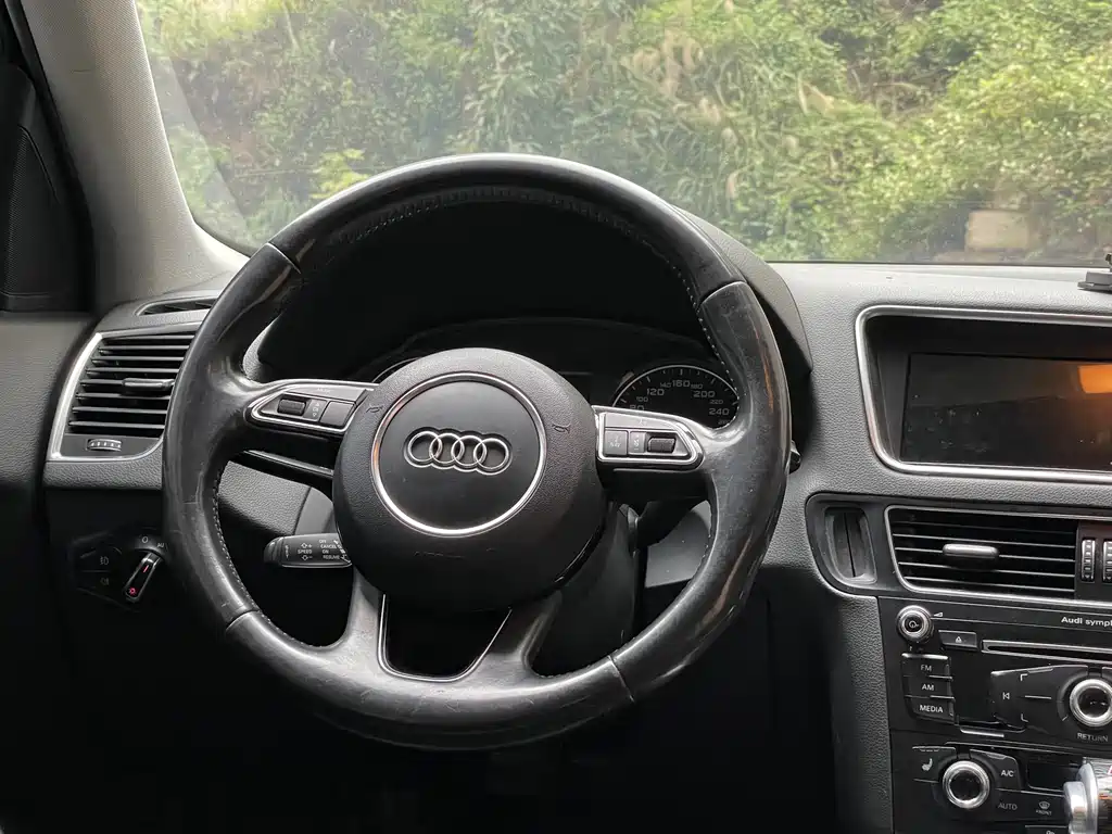 Audi Q5 2015 — фото 17