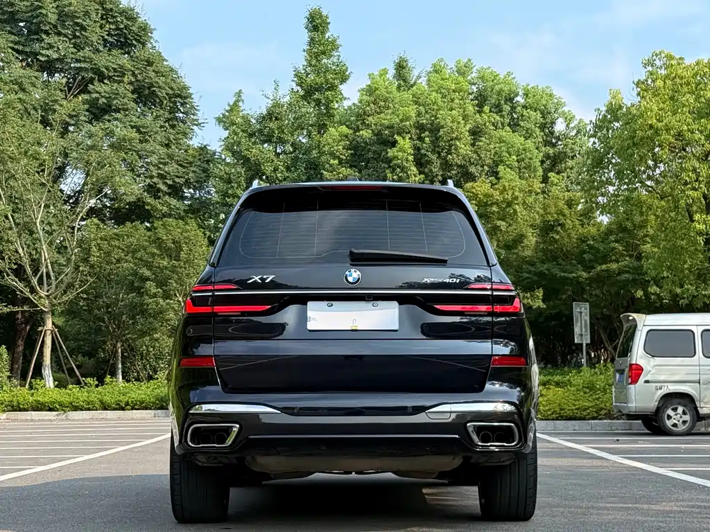 BMW X7 2023 — фото 5
