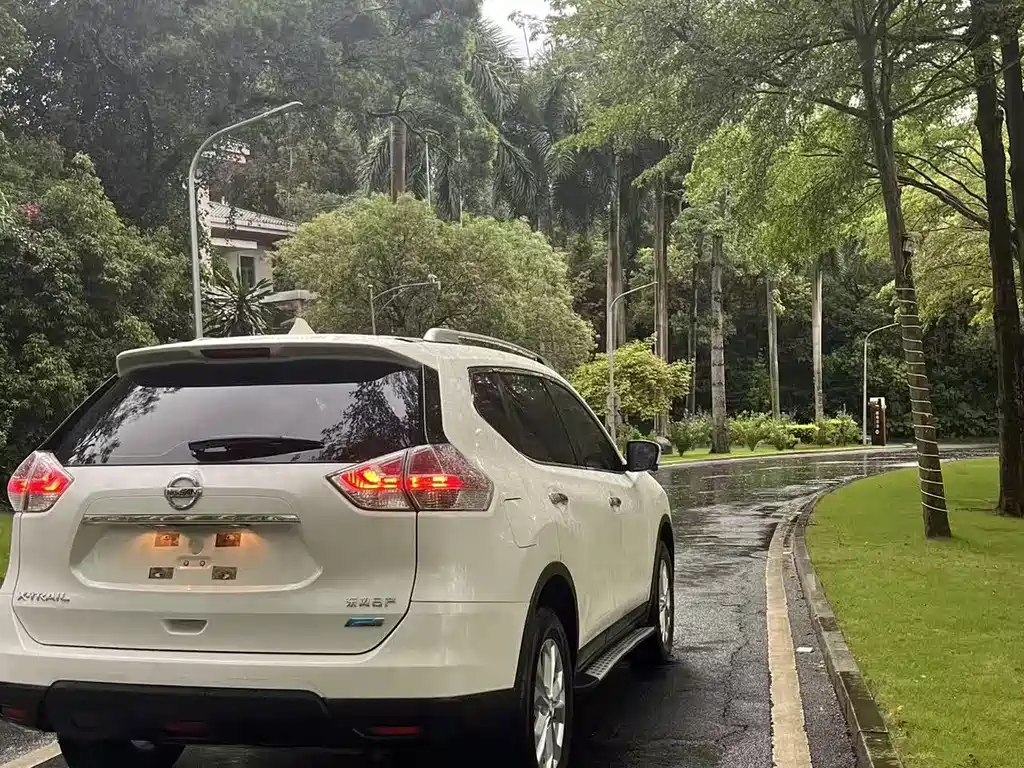 Nissan X-Trail 2016