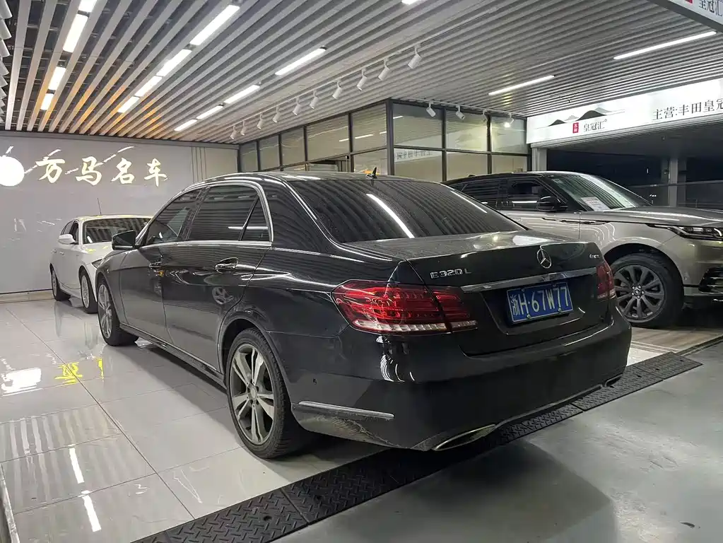 Mercedes-Benz E-Class 2015