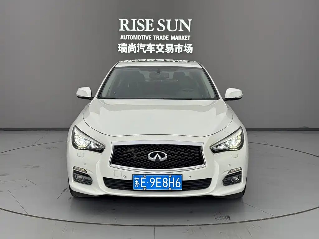 Infiniti Q50L 2015 — фото 2