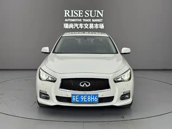 Infiniti Q50L 2015