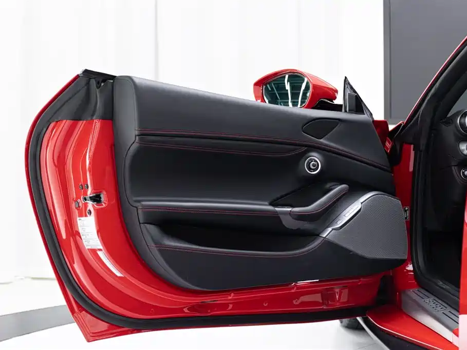 Ferrari Portofino 2023 — фото 15