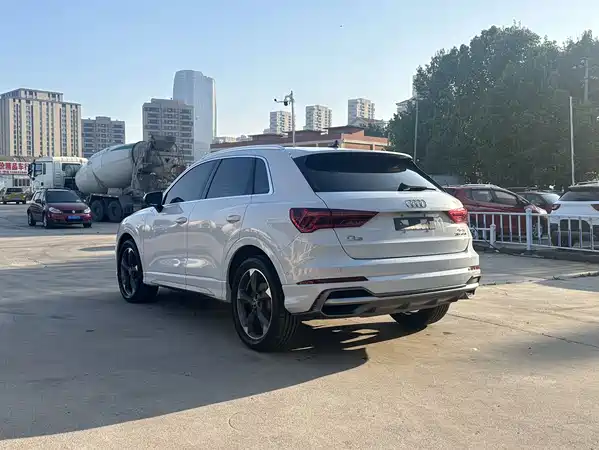 Audi Q3 2023