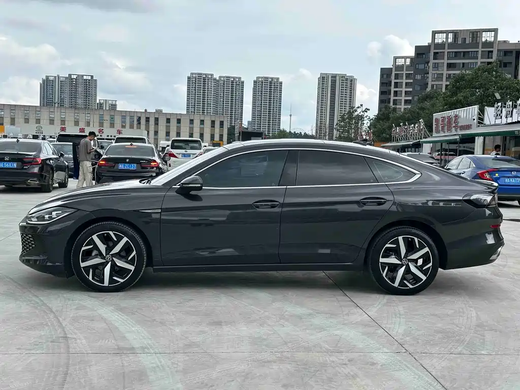 Volkswagen Lamando 2023