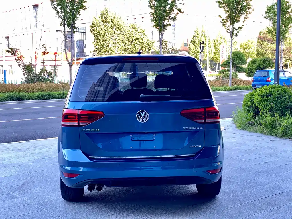 Volkswagen Touran 2017 — фото 8