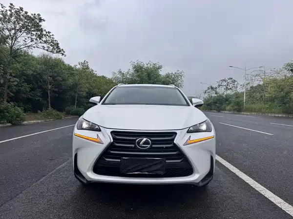 Lexus NX 2016
