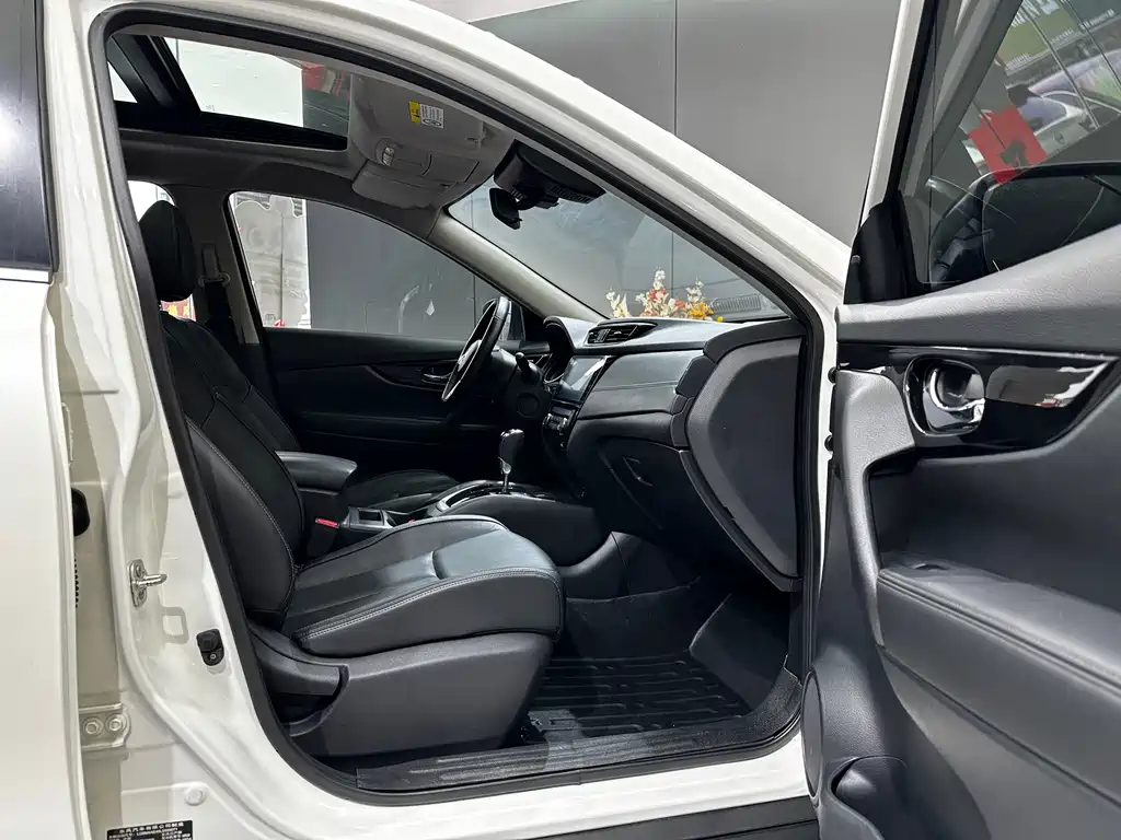 Nissan X-Trail 2021 — фото 11