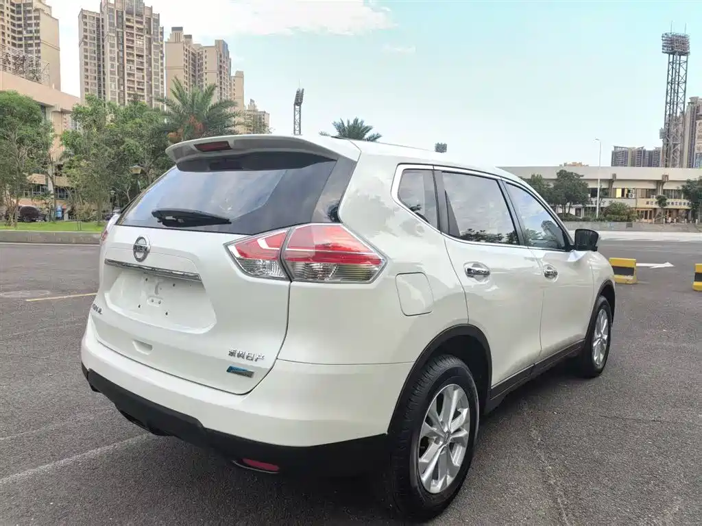 Nissan X-Trail 2016 — фото 9