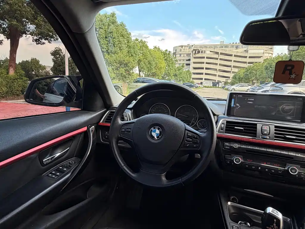 BMW 3 Series 2013 — фото 14