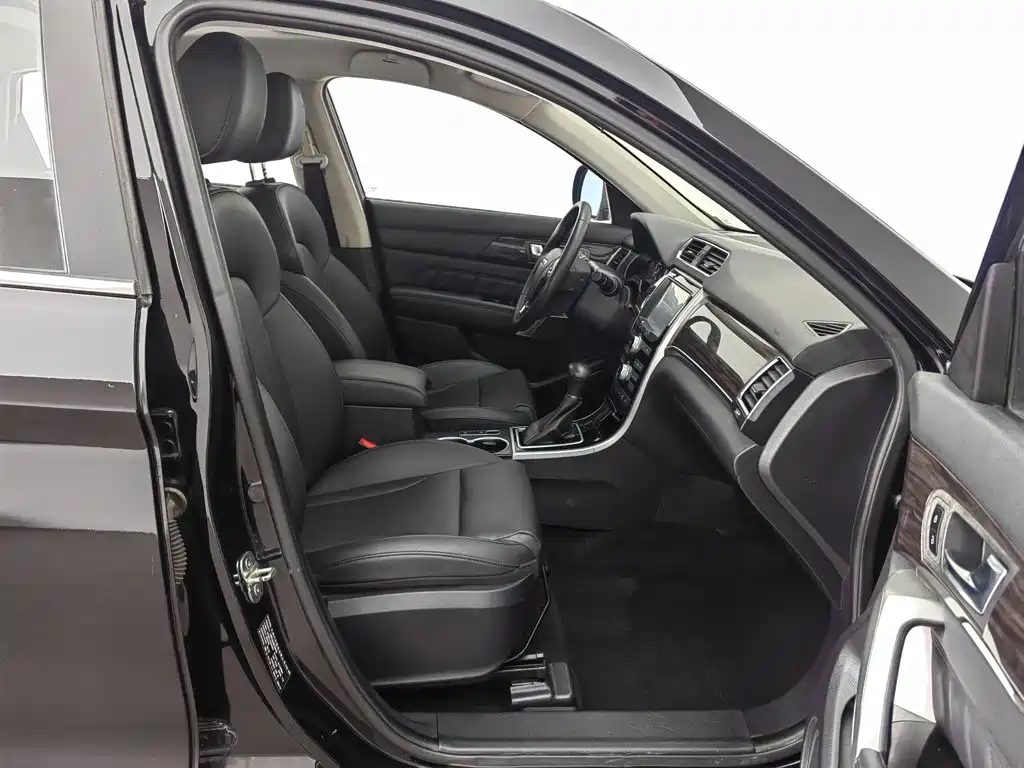 Haval H2 2015 — фото 23