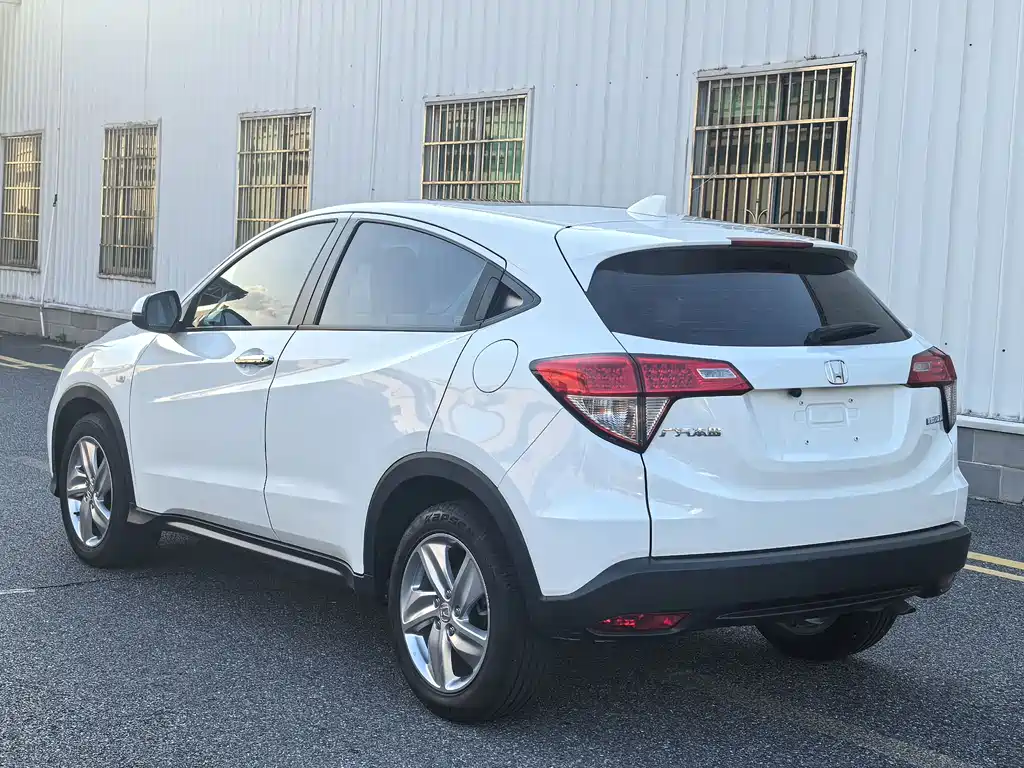 Honda Vezel 2022 — фото 14