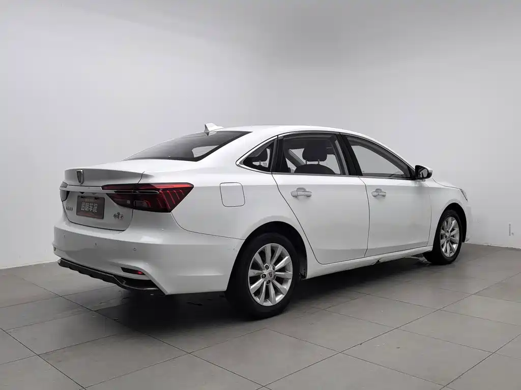 Roewe i6 New Energy 2018 — фото 2