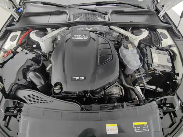 Audi A4L 2021
