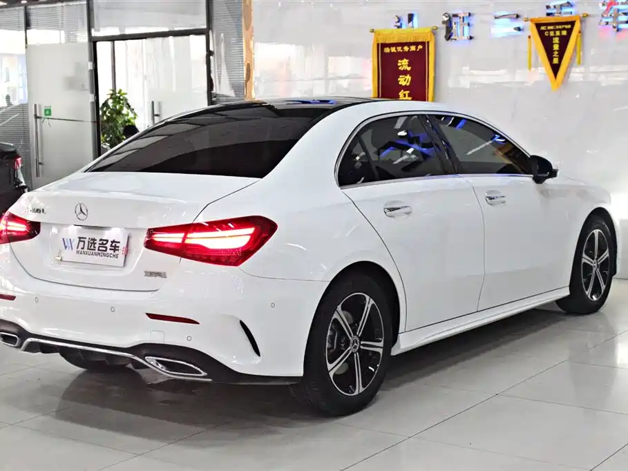 Mercedes-Benz A-Class 2023 — фото 15