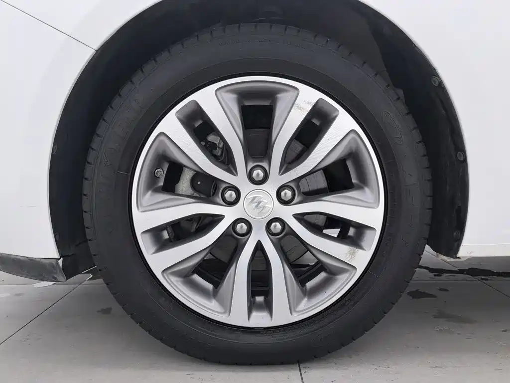 Buick Excelle GT 2019 — фото 17