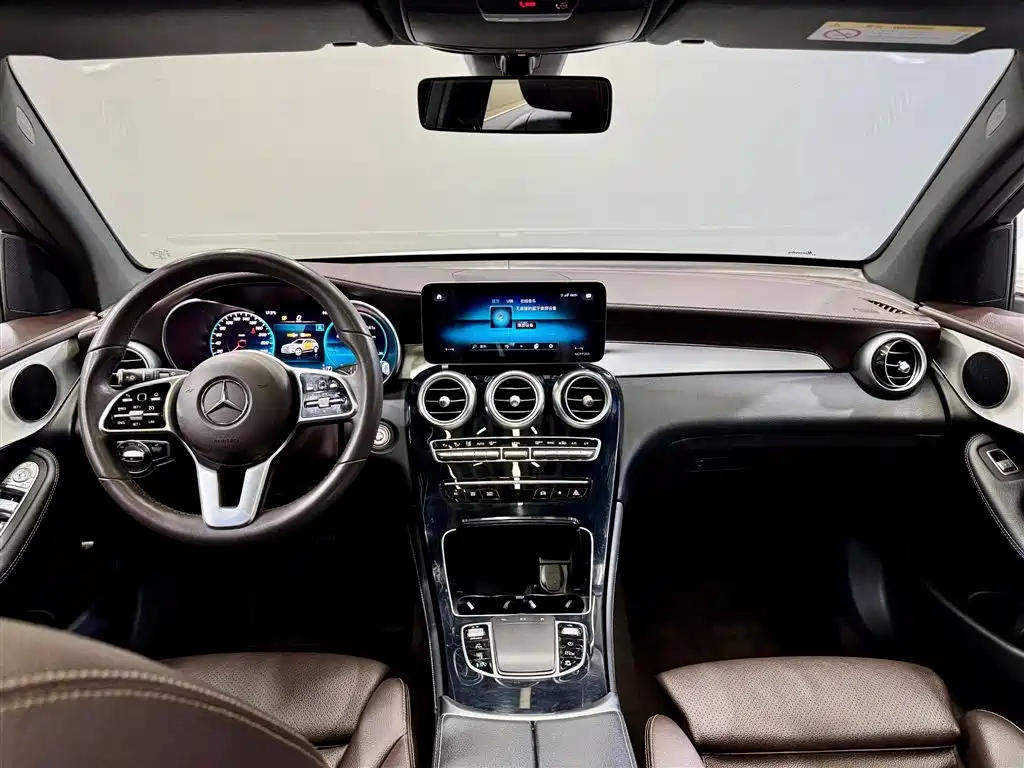 Mercedes-Benz GLC 2021 — фото 13