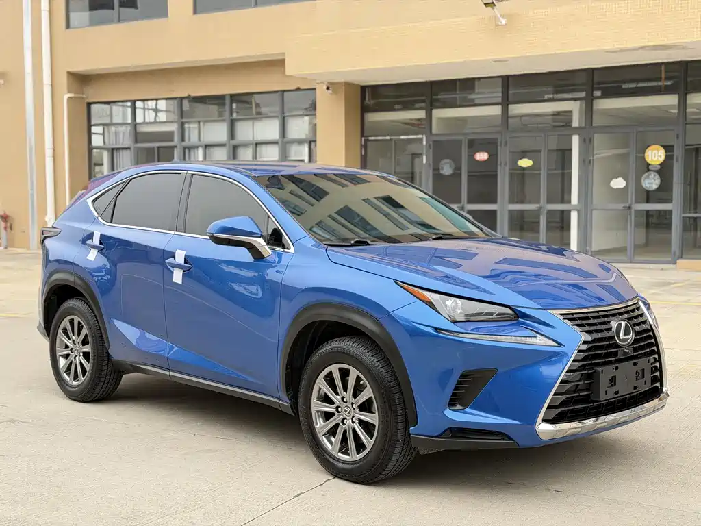 Lexus NX 2018 — фото 3