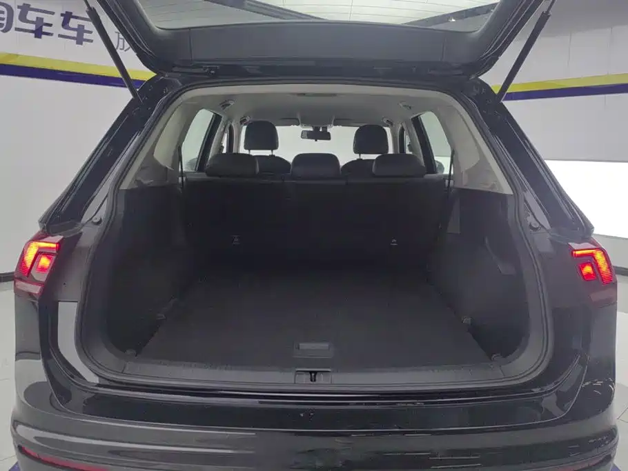 Volkswagen Tiguan L 2021