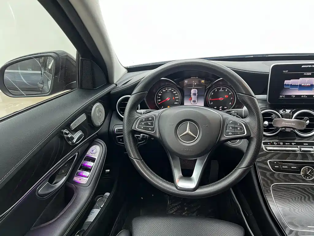 Mercedes-Benz C-Class 2018 — фото 14