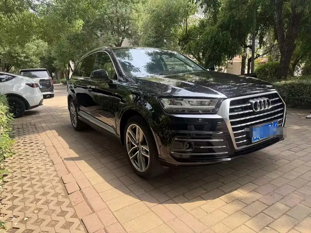 Audi Q7 2016