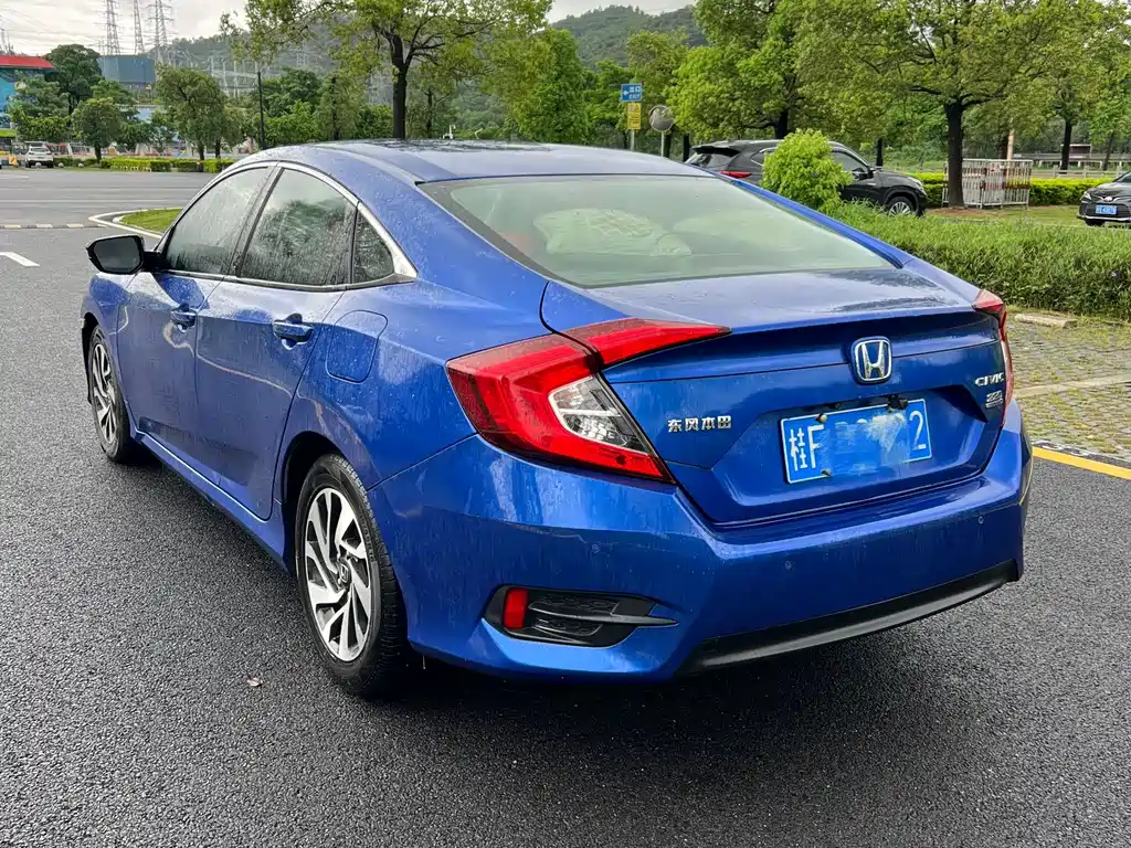 Honda Civic 2019 — фото 4
