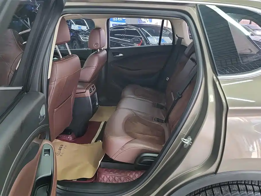 Buick Envision Plus 2016 — фото 11
