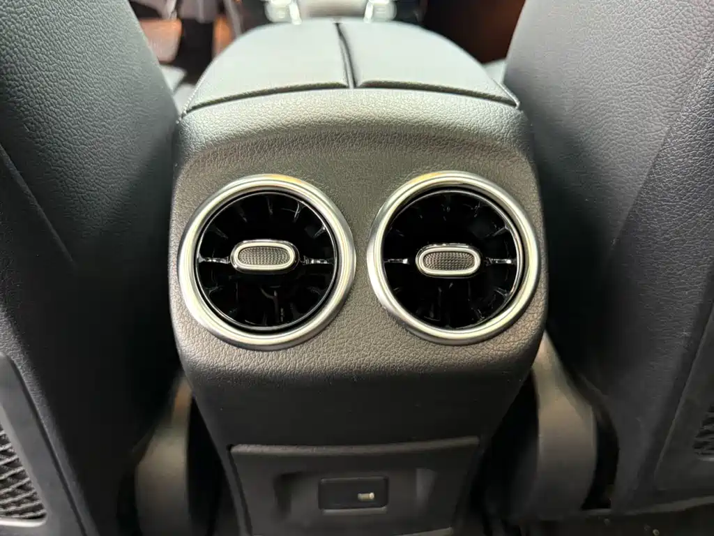 Mercedes-Benz A-Class 2022 — фото 15