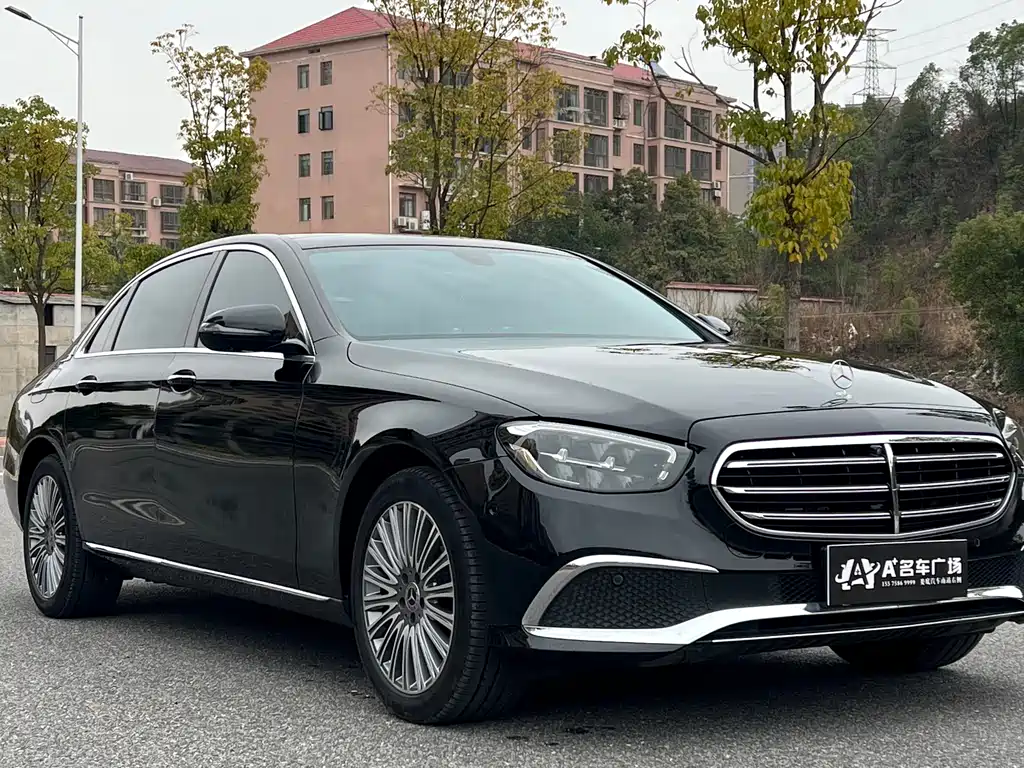 Mercedes-Benz E-Class 2021 — фото 3