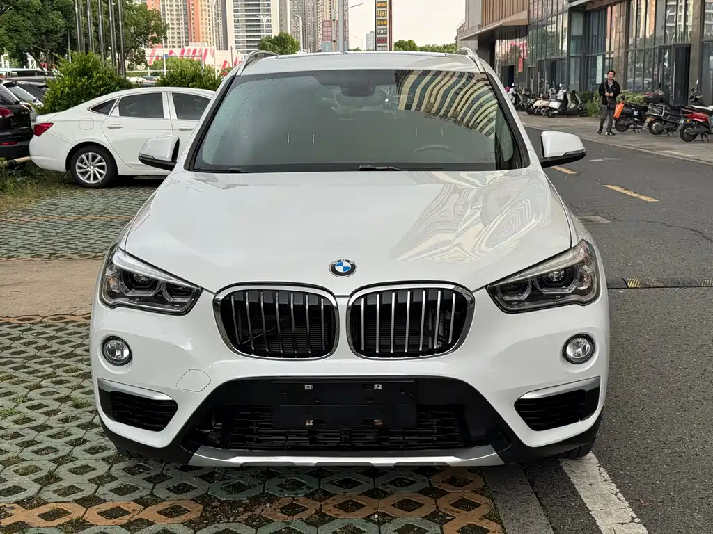 BMW X1 2017 — фото 2