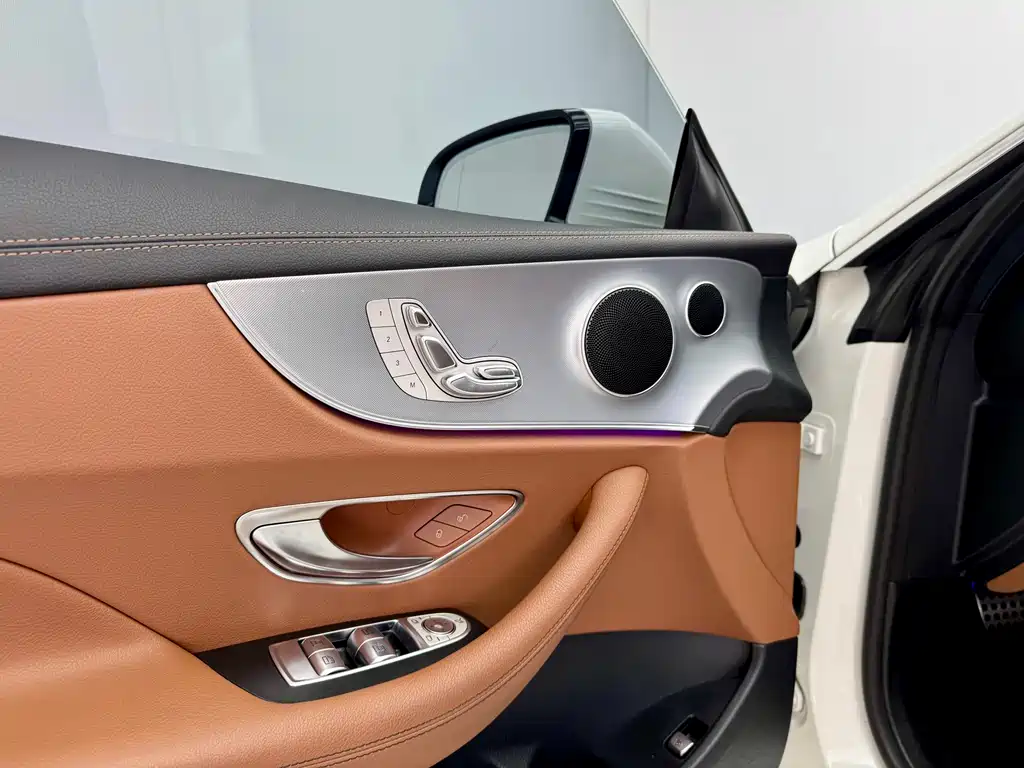 Mercedes-Benz E-Class 2020 — фото 8