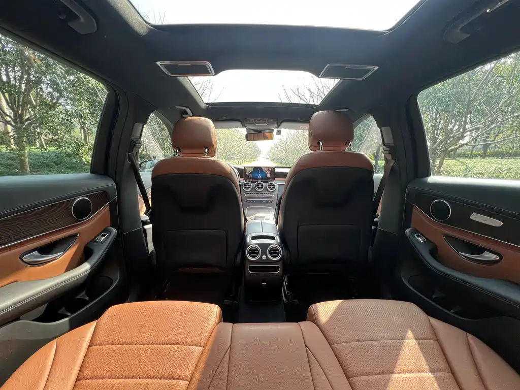 Mercedes-Benz GLC 2020 — фото 15